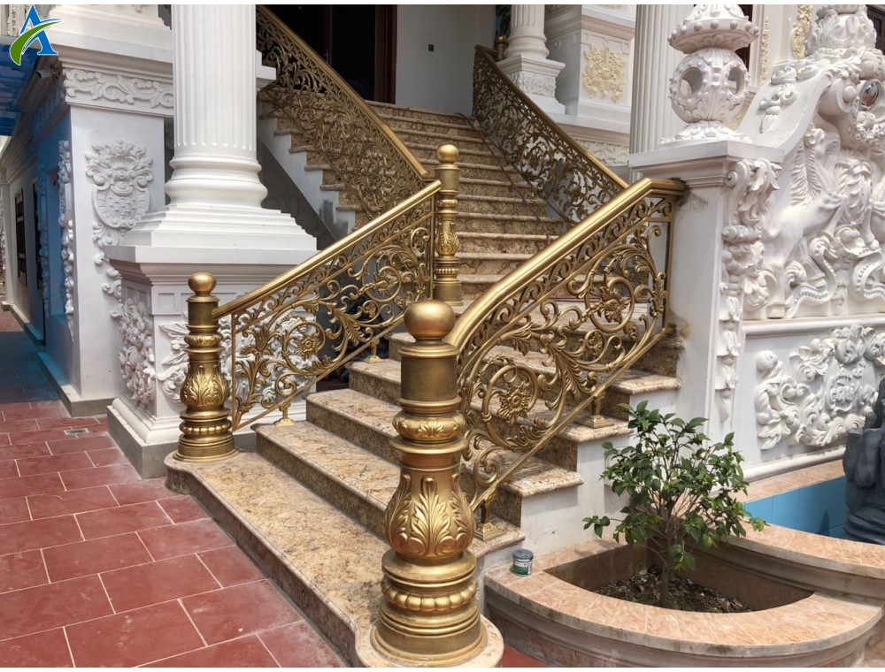 CẦU THANG NHÔM ĐÚC 4
