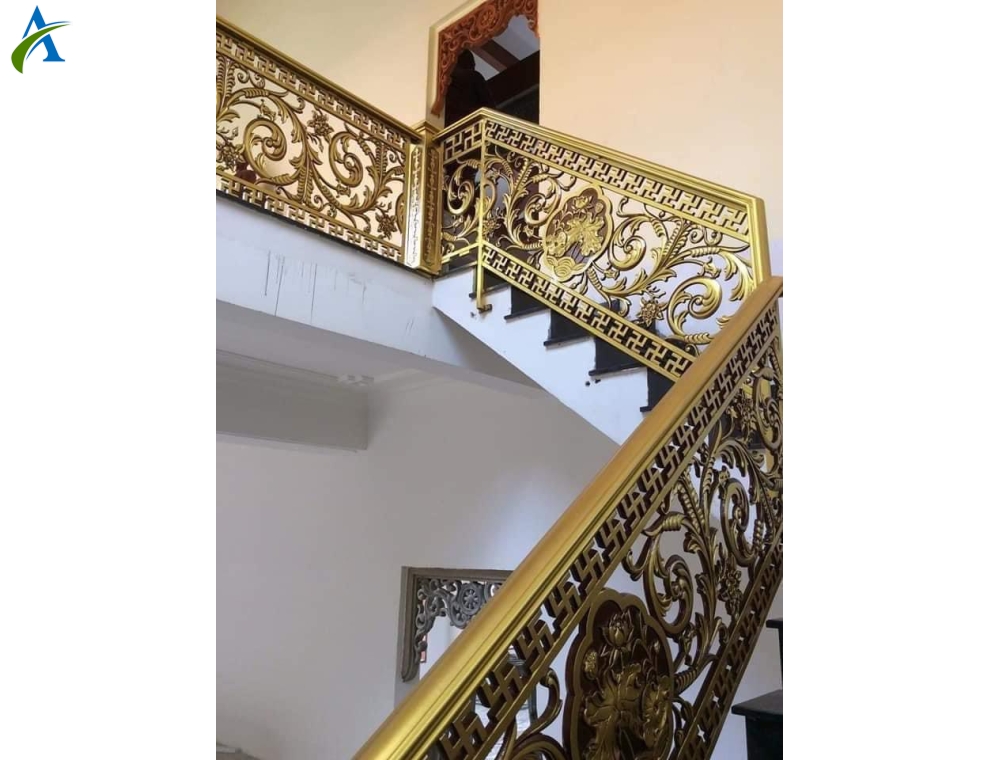 CẦU THANG NHÔM ĐÚC MẪU CT006